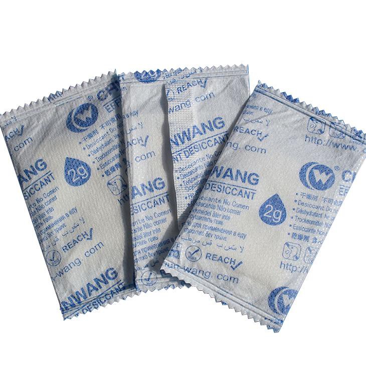 Drėgmę sugerianti priemonė batams